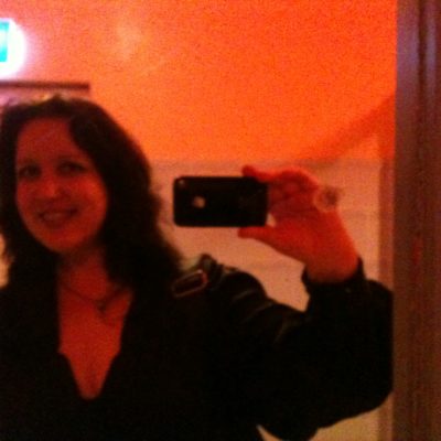 Selfie of me in the Brass Monkey bathroom while waiting to see Renee Geyer.